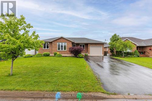 976 Colette Road, Fort Erie, ON - Outdoor With Facade