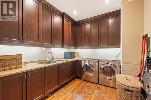 115 Ellis Drive, Blue Mountains, ON - Indoor Photo Showing Laundry Room