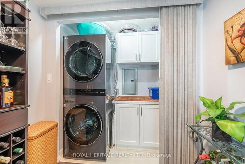 706 - 712 Rossland Road E, Whitby, ON - Indoor Photo Showing Laundry Room
