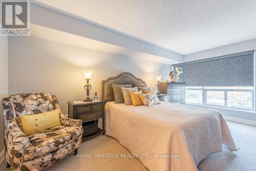 706 - 712 Rossland Road E, Whitby, ON - Indoor Photo Showing Bedroom