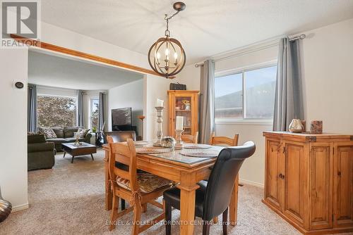 50 Compton Crescent, Bradford West Gwillimbury, ON - Indoor Photo Showing Dining Room