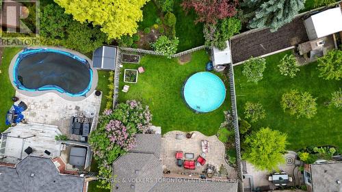 50 Compton Crescent, Bradford West Gwillimbury, ON - Outdoor With Above Ground Pool