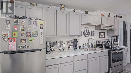 271 Mount Pleasant Avenue, Saint John, NB - Indoor Photo Showing Kitchen With Double Sink