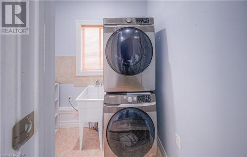 164 Cranbrook Street, Kitchener, ON - Indoor Photo Showing Laundry Room