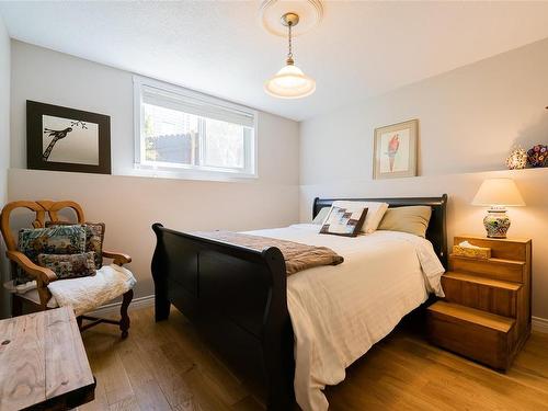 2189 Woodthrush Pl, Nanaimo, BC - Indoor Photo Showing Bedroom