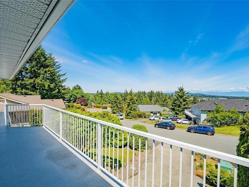 2189 Woodthrush Pl, Nanaimo, BC - Outdoor With View