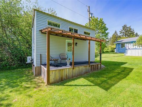 1050 Cedar Rd, Nanaimo, BC - Outdoor With Deck Patio Veranda