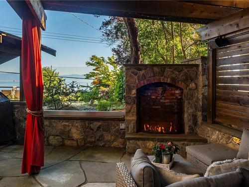 50 King George Terr, Oak Bay, BC - Indoor With Fireplace