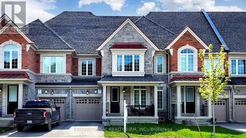 256 Silk Twist Drive, East Gwillimbury, ON - Outdoor With Facade