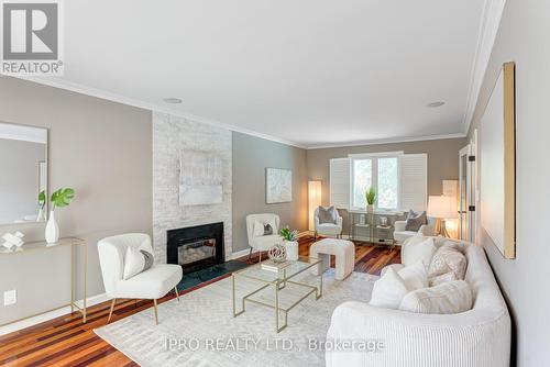 252 Walkers Line, Burlington, ON - Indoor Photo Showing Living Room With Fireplace