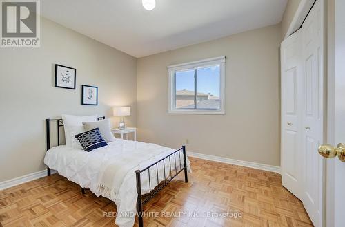 18 Windermere Court, Kitchener, ON - Indoor Photo Showing Bedroom