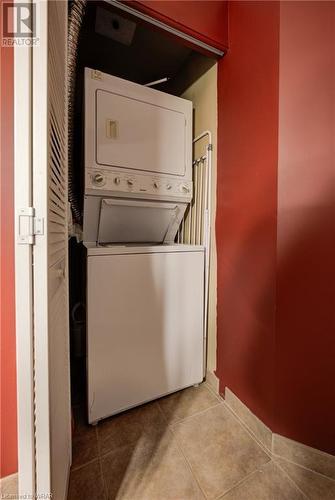 120 Mansion Street Unit# 506, Kitchener, ON - Indoor Photo Showing Laundry Room