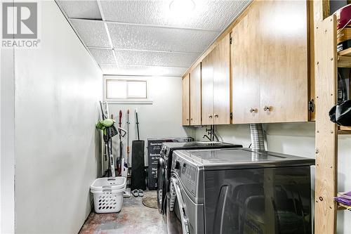 2150 Madison, Sudbury, ON - Indoor Photo Showing Laundry Room