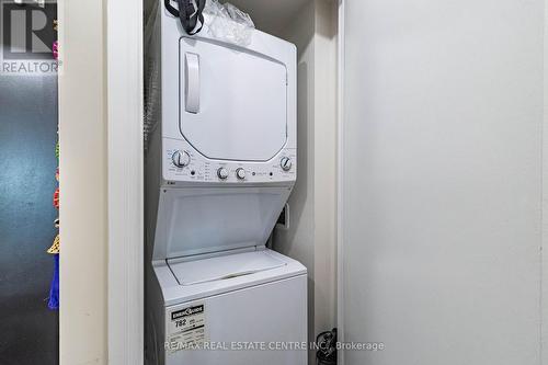 309 - 2150 Lawrence Avenue, Toronto, ON - Indoor Photo Showing Laundry Room