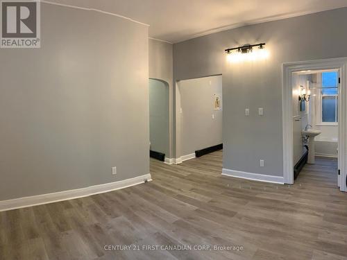 922 Dufferin Avenue, London, ON - Indoor Photo Showing Other Room