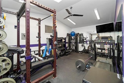Gym/Office - 266 Aberdeen Avenue, Hamilton, ON - Indoor