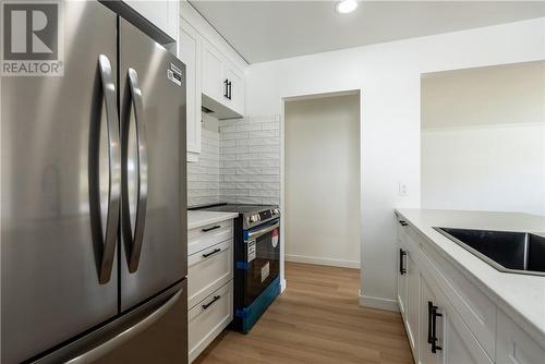 603-605 Ontario Street, Sudbury, ON - Indoor Photo Showing Kitchen With Upgraded Kitchen