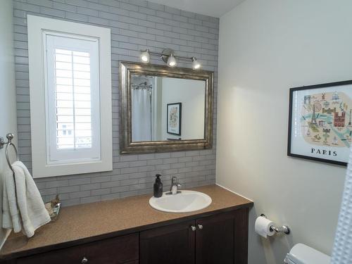 149 Greenpark Crescent, Thunder Bay, ON - Indoor Photo Showing Bathroom