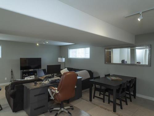 149 Greenpark Crescent, Thunder Bay, ON - Indoor Photo Showing Office