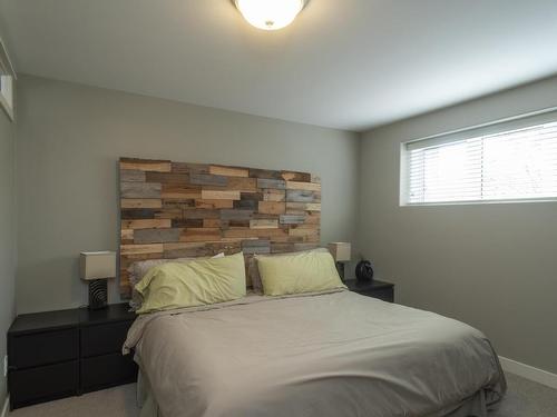 149 Greenpark Crescent, Thunder Bay, ON - Indoor Photo Showing Bedroom