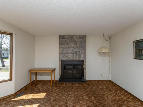 685 Dalhousie Drive, Thunder Bay, ON - Indoor Photo Showing Other Room With Fireplace