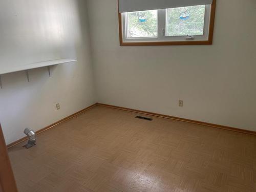 185 Hourigan Crescent, Thunder Bay, ON - Indoor Photo Showing Other Room