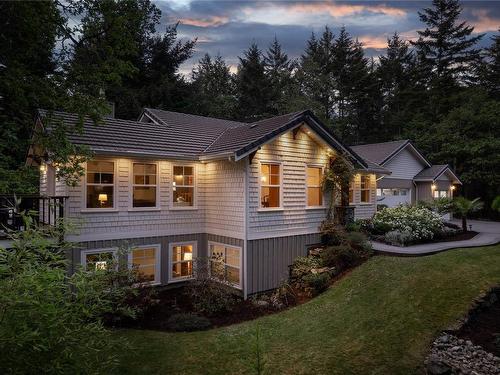 3341 Schooner Cove Dr, Nanoose Bay, BC - Outdoor With Facade