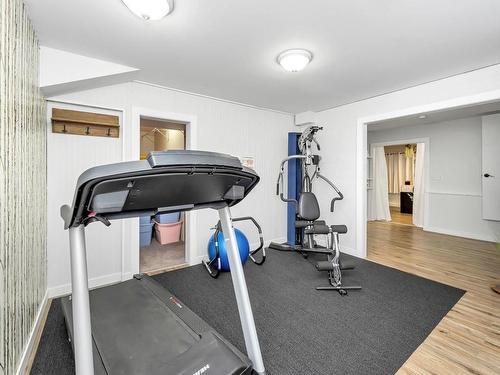 3336 Dundonald Rd, Colwood, BC - Indoor Photo Showing Gym Room