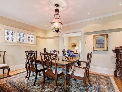 25 Poplar Plains Cres, Toronto, ON - Indoor Photo Showing Dining Room