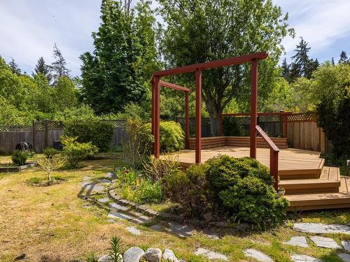7141 Wright Rd, Sooke, BC - Outdoor