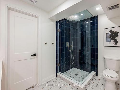 216 Walsh Cres, Orangeville, ON - Indoor Photo Showing Bathroom