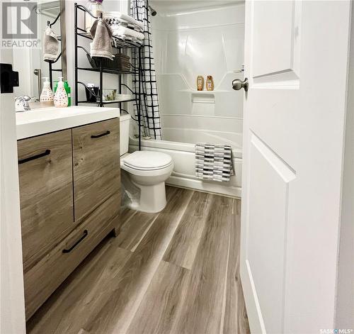 506 1580 Olive Diefenbaker Drive, Prince Albert, SK - Indoor Photo Showing Bathroom