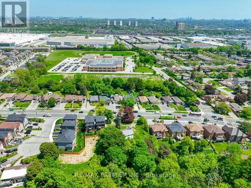 2960 Weston Road, Toronto, ON - Outdoor With View