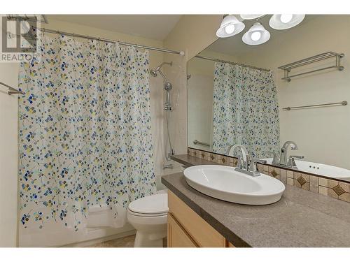 791 Springrose Way, Kelowna, BC - Indoor Photo Showing Bathroom