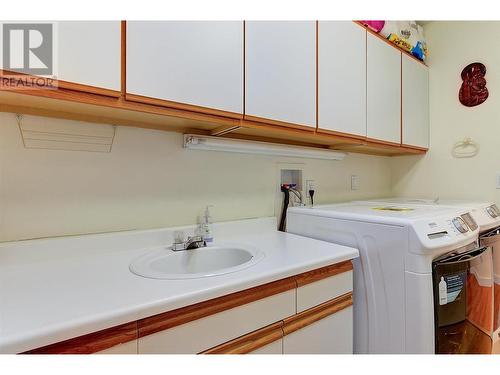 791 Springrose Way, Kelowna, BC - Indoor Photo Showing Laundry Room