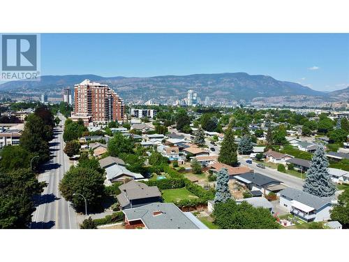 1481 Richmond Street, Kelowna, BC 