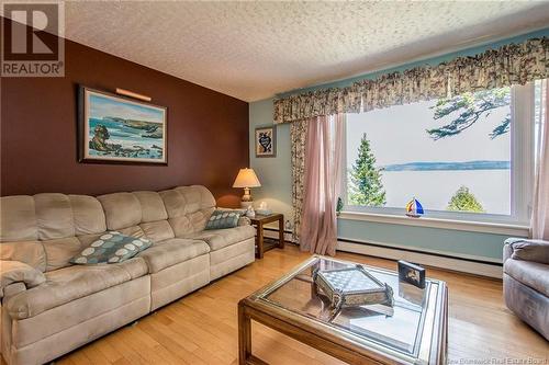 12 Baywatch Lane, Saint John, NB - Indoor Photo Showing Living Room