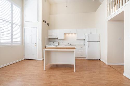 111 Grey Street|Unit #102, Brantford, ON - Indoor Photo Showing Kitchen