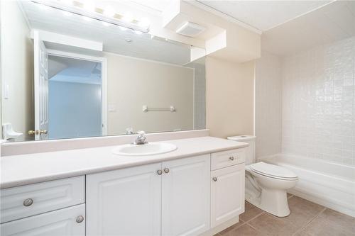 111 Grey Street|Unit #102, Brantford, ON - Indoor Photo Showing Bathroom