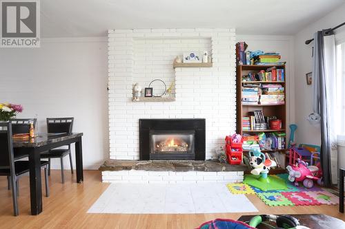 310 St. Patrick St, Sault Ste. Marie, ON - Indoor Photo Showing Living Room With Fireplace