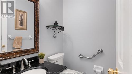12713 Northfield Way, Tecumseh, ON - Indoor Photo Showing Bathroom