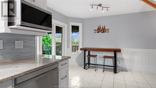 12713 Northfield Way, Tecumseh, ON - Indoor Photo Showing Kitchen