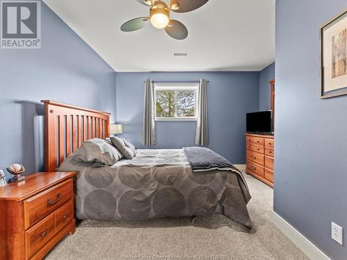 139 Wigle Avenue, Kingsville, ON - Indoor Photo Showing Bedroom