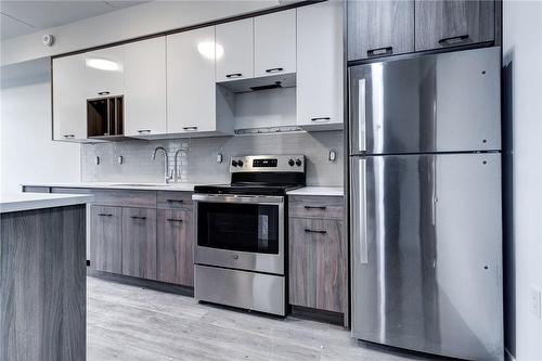 49 Walnut Street S|Unit #2104, Hamilton, ON - Indoor Photo Showing Kitchen With Stainless Steel Kitchen