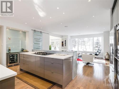 615 Island Park Crescent, Ottawa, ON - Indoor Photo Showing Kitchen With Upgraded Kitchen