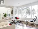 615 Island Park Crescent, Ottawa, ON  - Indoor Photo Showing Living Room 