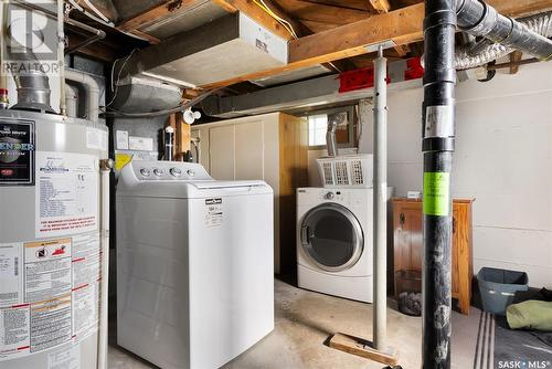 2215 Broder Street, Regina, SK - Indoor Photo Showing Laundry Room
