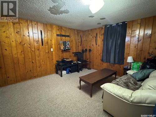 217 Highway Avenue E, Preeceville, SK - Indoor