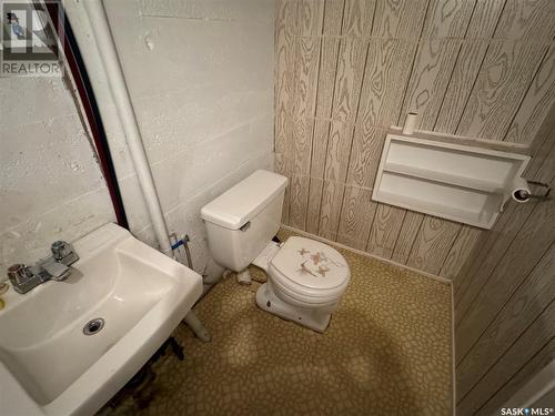 217 Highway Avenue E, Preeceville, SK - Indoor Photo Showing Bathroom