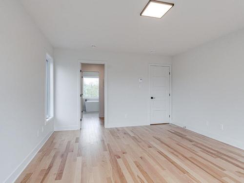 Master bedroom - 1001-13570 Rue Des Saules, Mirabel, QC - Indoor Photo Showing Other Room